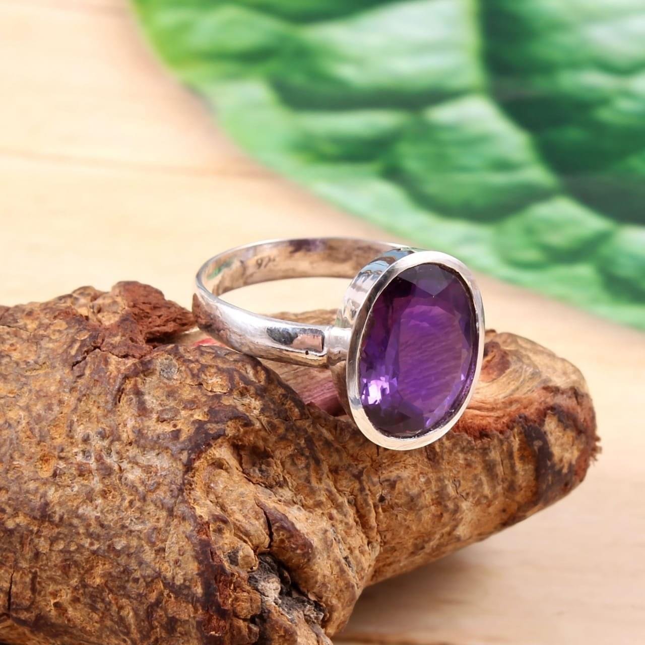 Tulsi Natural Amethyst Silver Ring – Calmness, Intuition & Spiritual Clarity